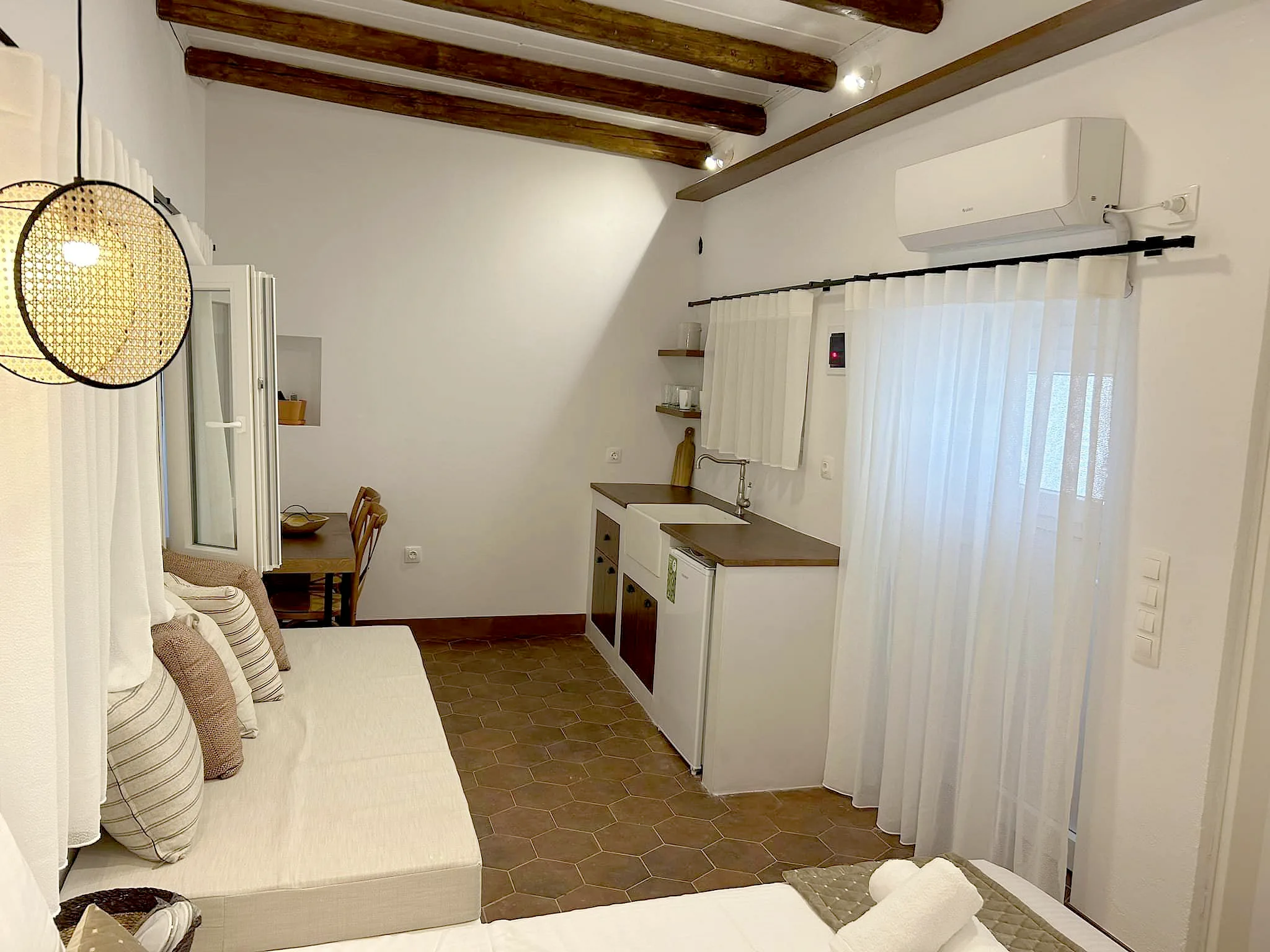 Δωμάτιο Κάμπισμα 1