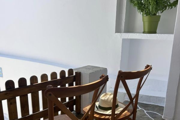 Kampisma Rooms at Kythnos island